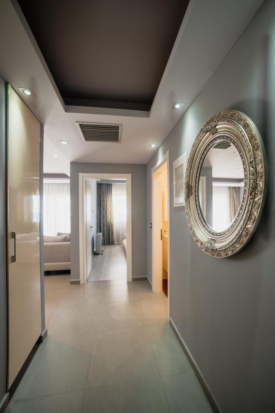 Residence Saranda International Екстер'єр фото